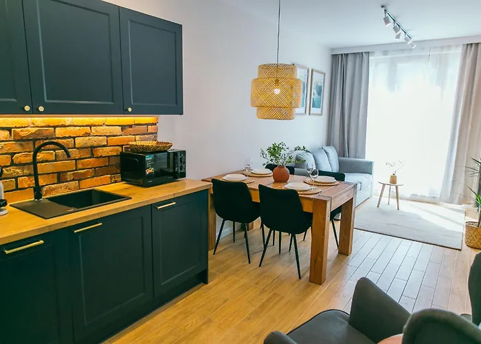 Ulubiony Mariental Sauny, Blisko Wyciagu